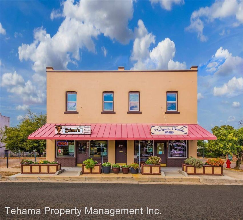 Primary Photo - 4 br, 2 bath House - 204 Walnut Street
