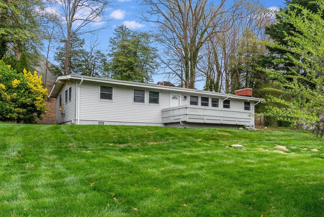 435 Walnut Dr, Edgewater, MD 21037 House Rental in Edgewater, MD