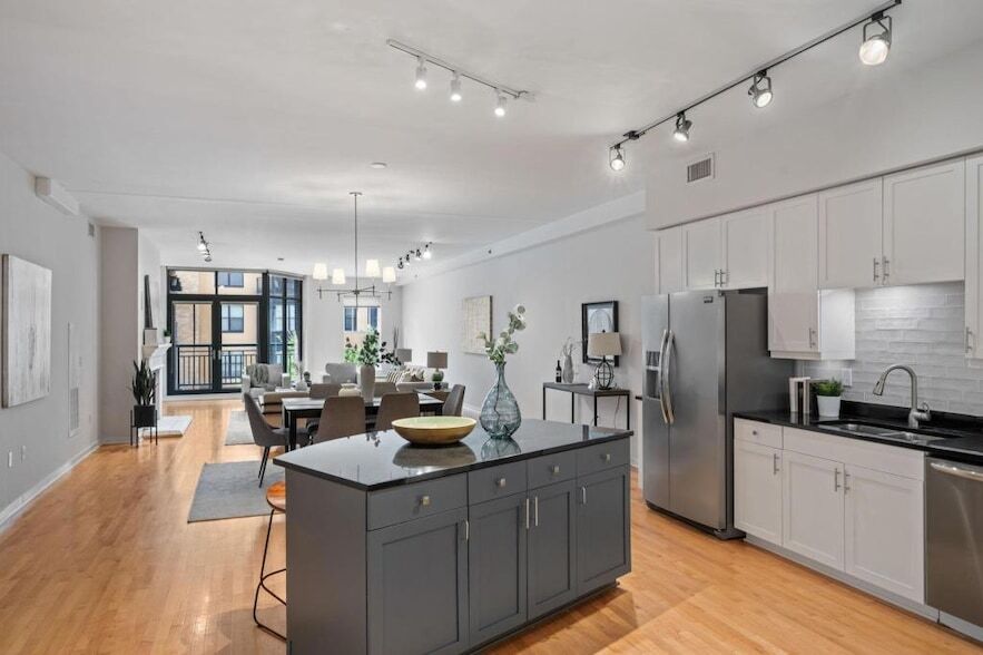 Foto principal - 408 N 1st St