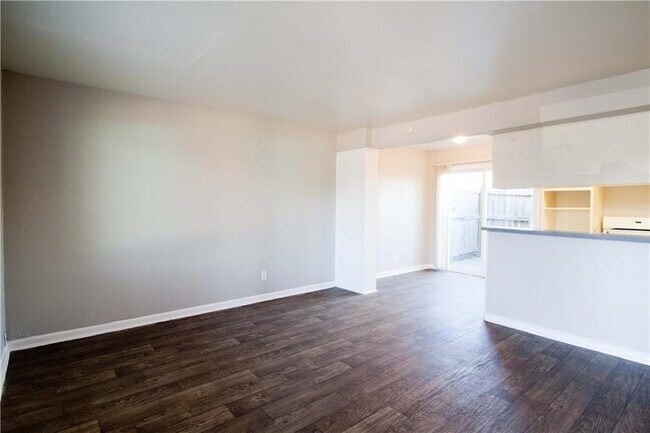 Foto del edificio - 2506 Manor Cir