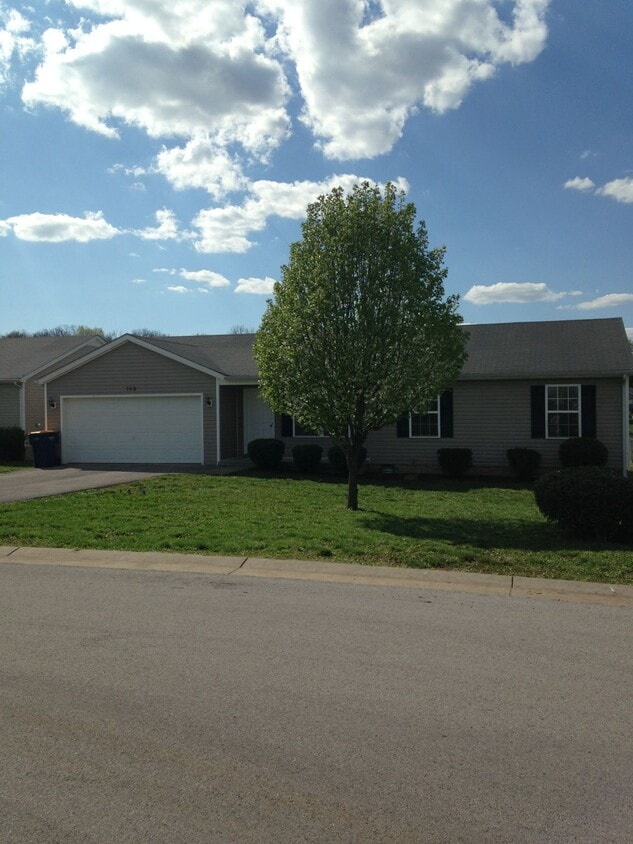 Primary Photo - 709 Constellation Dr