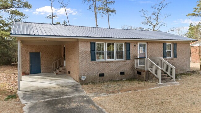 Foto del edificio - 904 Jennifer Ln