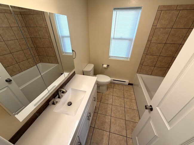 Foto del edificio - 1904 N Harris St