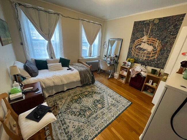 Building Photo - 65 Saint Marys St