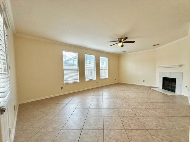 Foto del edificio - 16322 Sitella Ct