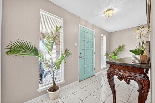 Foto del edificio - 25314 Lynbriar Ln
