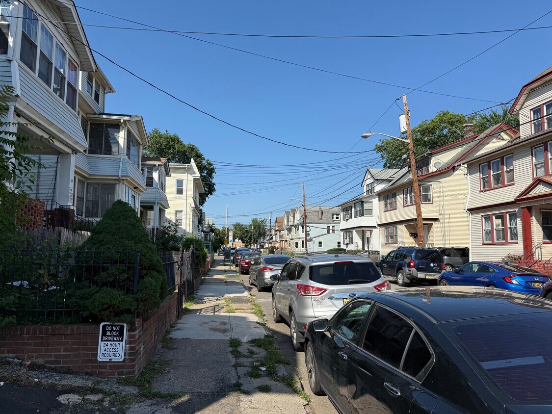 Foto principal - 64 Durand Pl