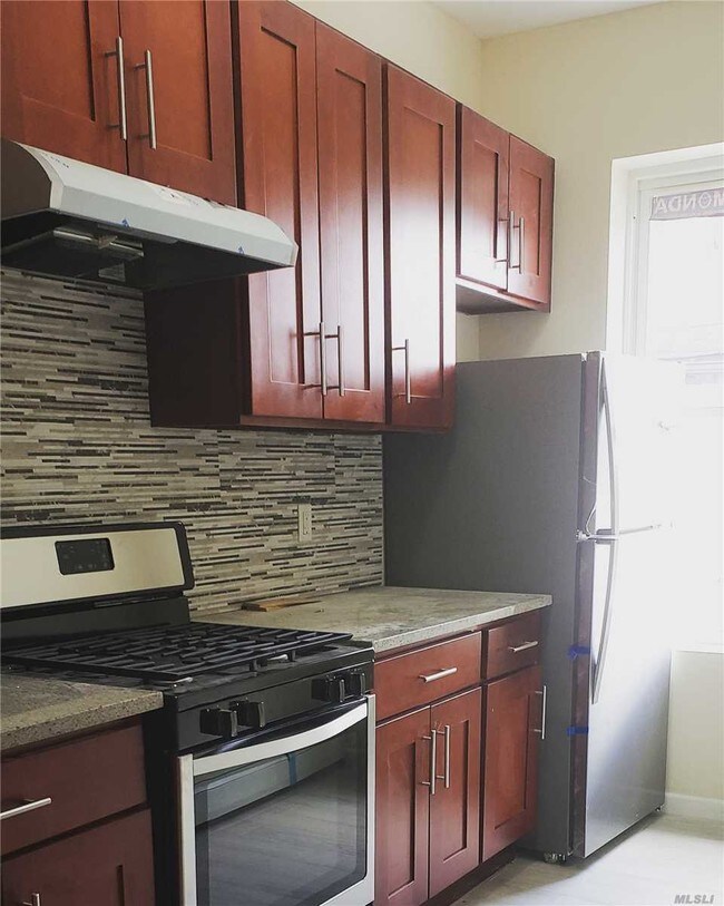 111 25 Jamaica Ave Queens Ny 11418 House For Rent In Queens