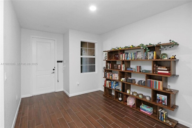 Building Photo - 1458 SE 26th Ave