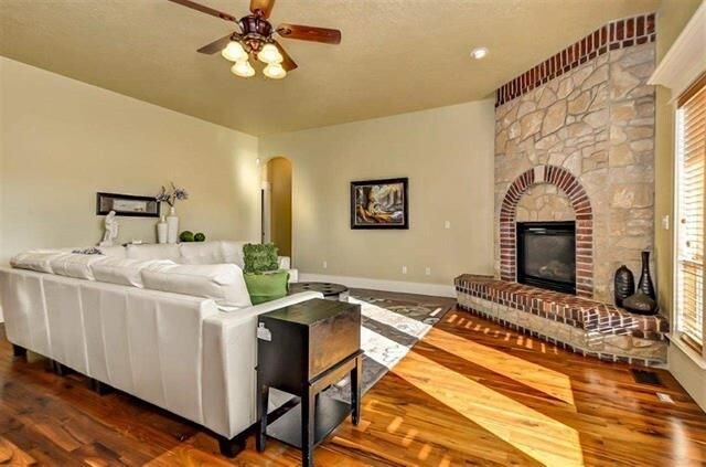 Building Photo - 4465 Escalante Dr