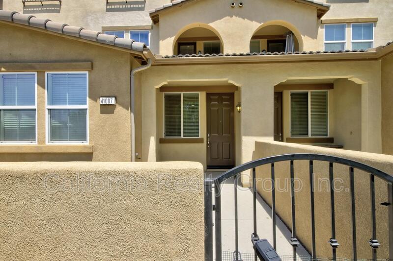 Foto principal - 41007 Belleray Ave