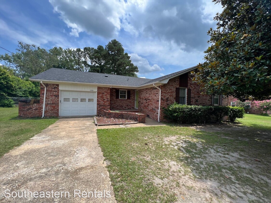 Foto principal - 3 br, 2 bath House - 2180 Four Bridges Rd