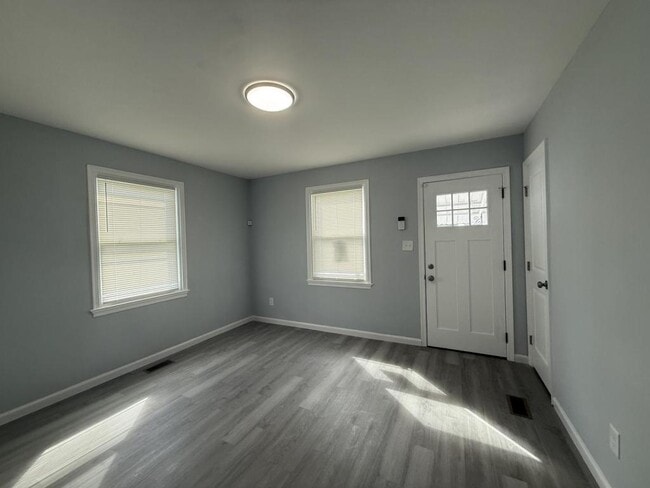 Foto del edificio - 9613 Harding Ave