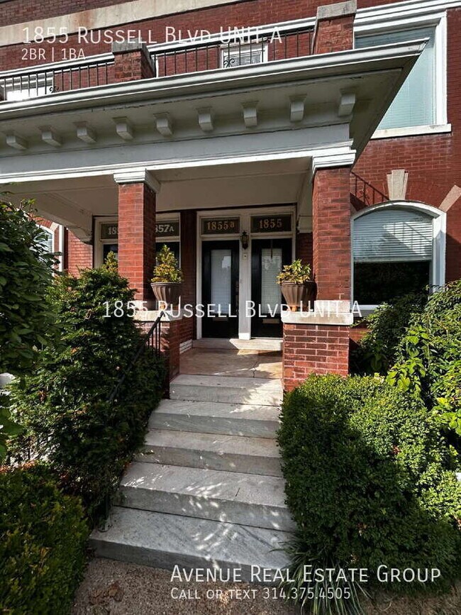 Foto del edificio - 1855 Russell Blvd