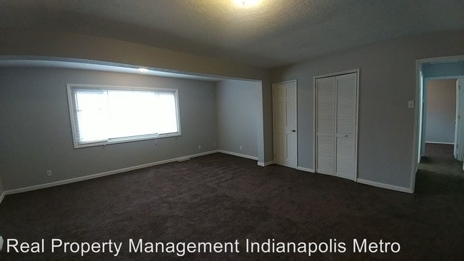 Building Photo - 2826 Falcon Dr
