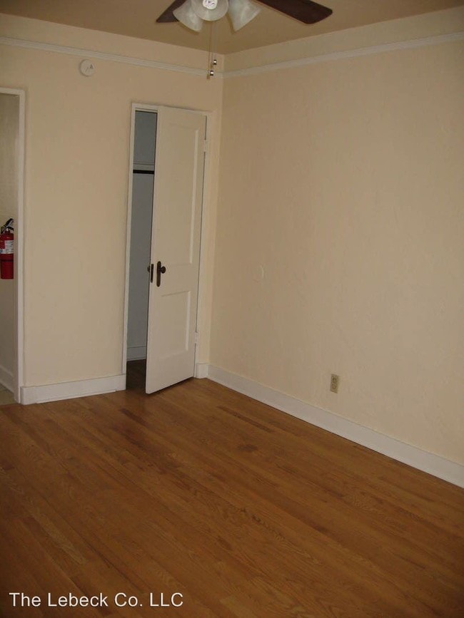 Building Photo - 902 Tijeras Ave NW