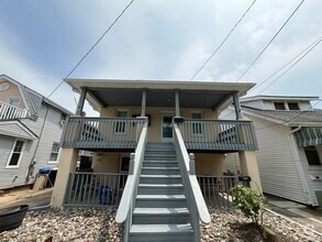 Building Photo - 105 N Richards Ave