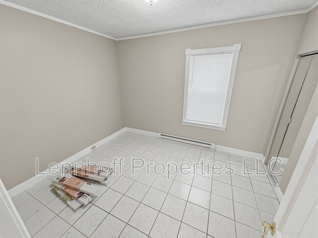 Building Photo - 25 Ware St