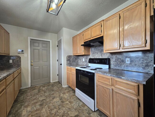 Foto del edificio - RENT REDUCTION & RENT SPECIAL - AVAILABLE ...