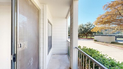 Interior Photo - Lakeline Villas