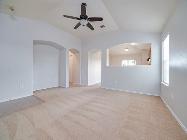 Building Photo - 7318 Copper Mdw