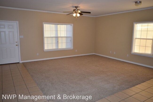 Building Photo - 2 br, 1 bath House - 804 West Main Street