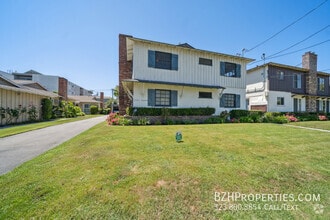 Building Photo - 5301 Vantage Ave