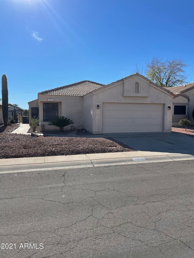 10505 W Tonopah Dr, Peoria, AZ 85382 House for Rent in Peoria, AZ