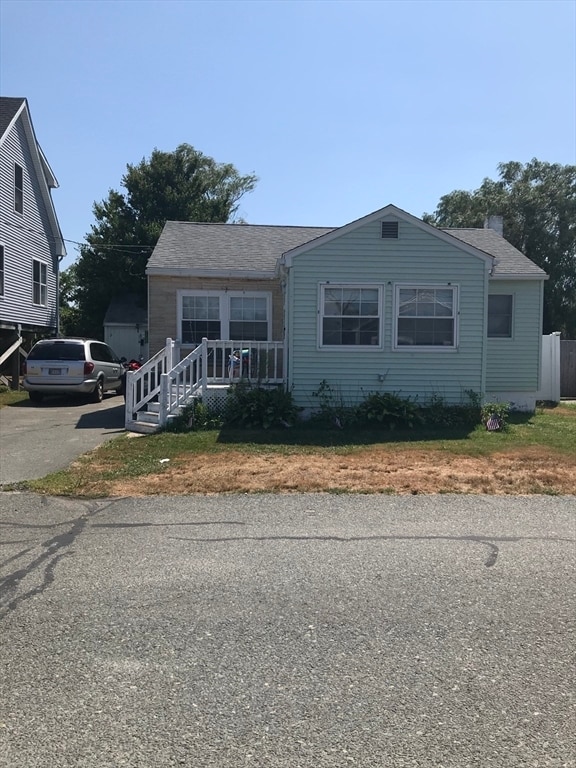 Primary Photo - 27 MacArthur Ln