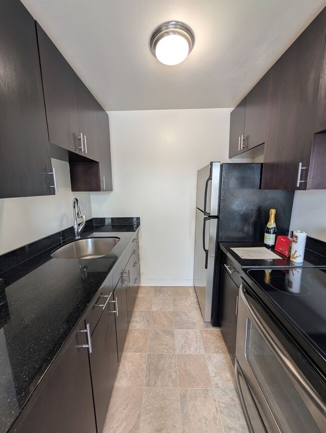 Interior Photo - The Q Apartments