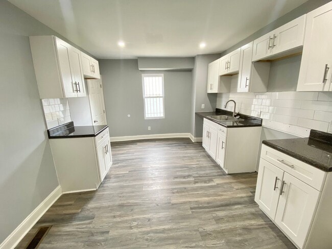 Building Photo - Anika Homes 4 Bedroom