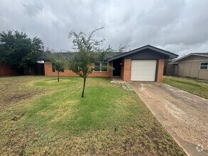 Building Photo - 4217 Redbud Ave