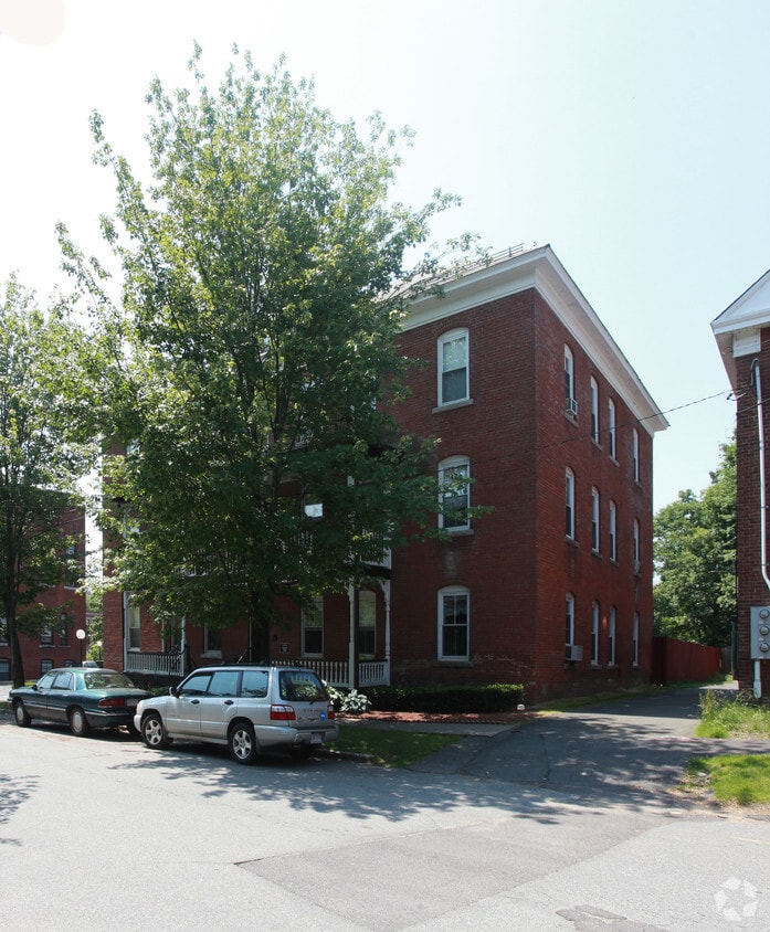 Building Photo - 18 4th St