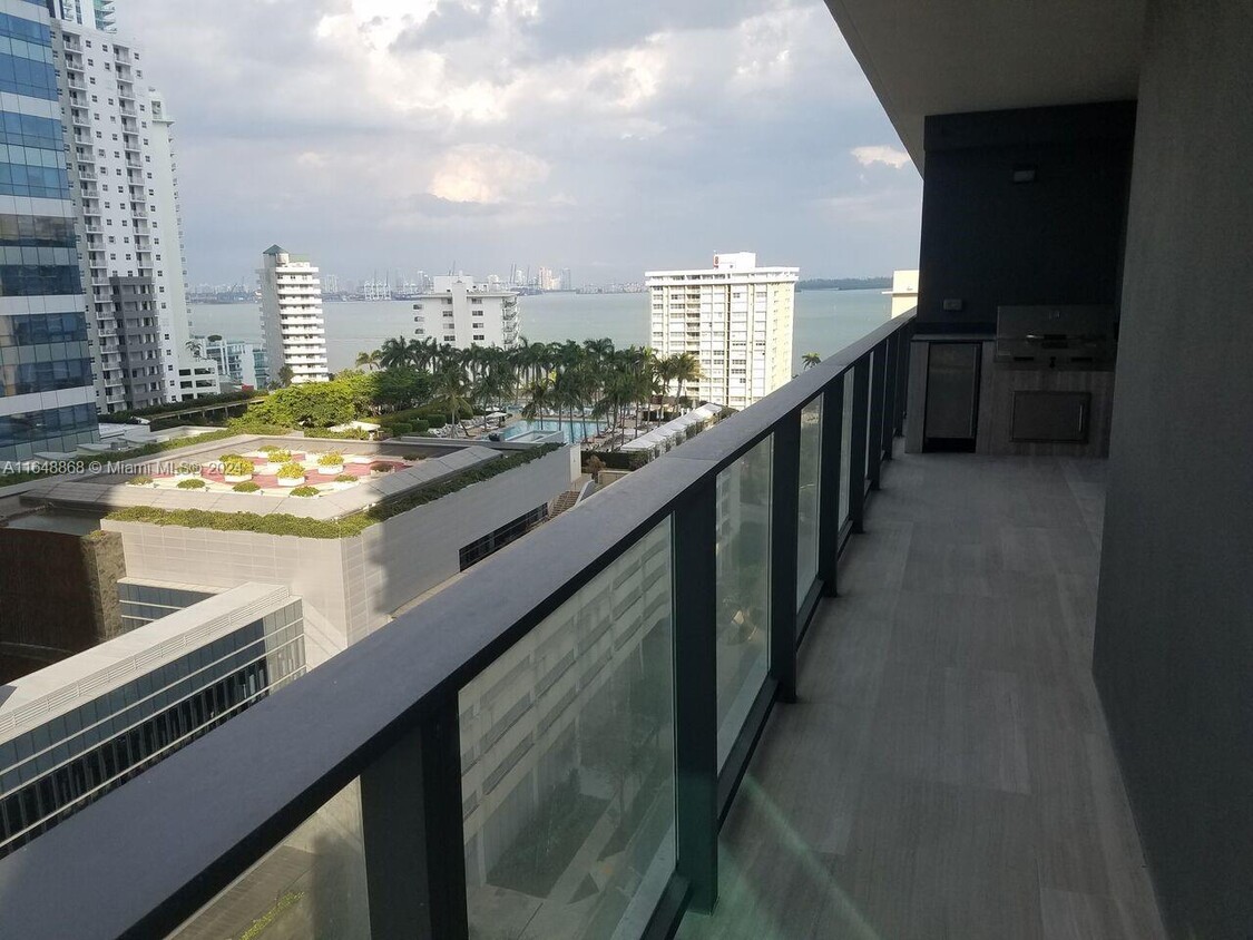 Foto principal - 1451 Brickell Ave