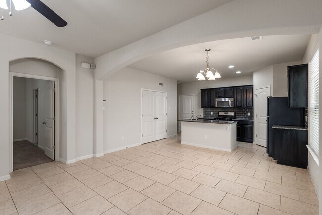 Foto del edificio - Modern single-story condo - Available now!