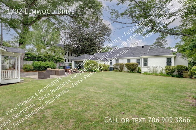 Building Photo - 1702 Elmwood Dr