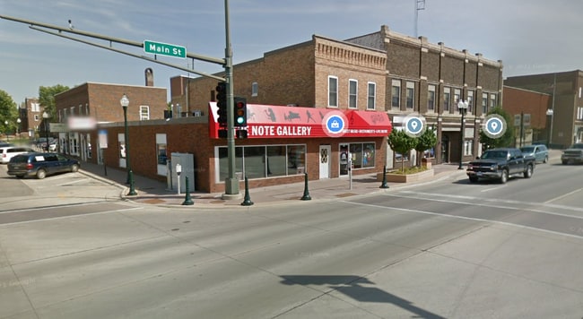 Building Photo - 356 W Main St