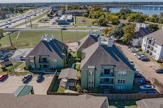 Building Photo - 4288 Bass Pro Dr Building Photo - 4288 Bass Pro Dr