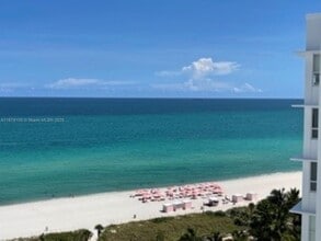 Building Photo - 5001 Collins Ave