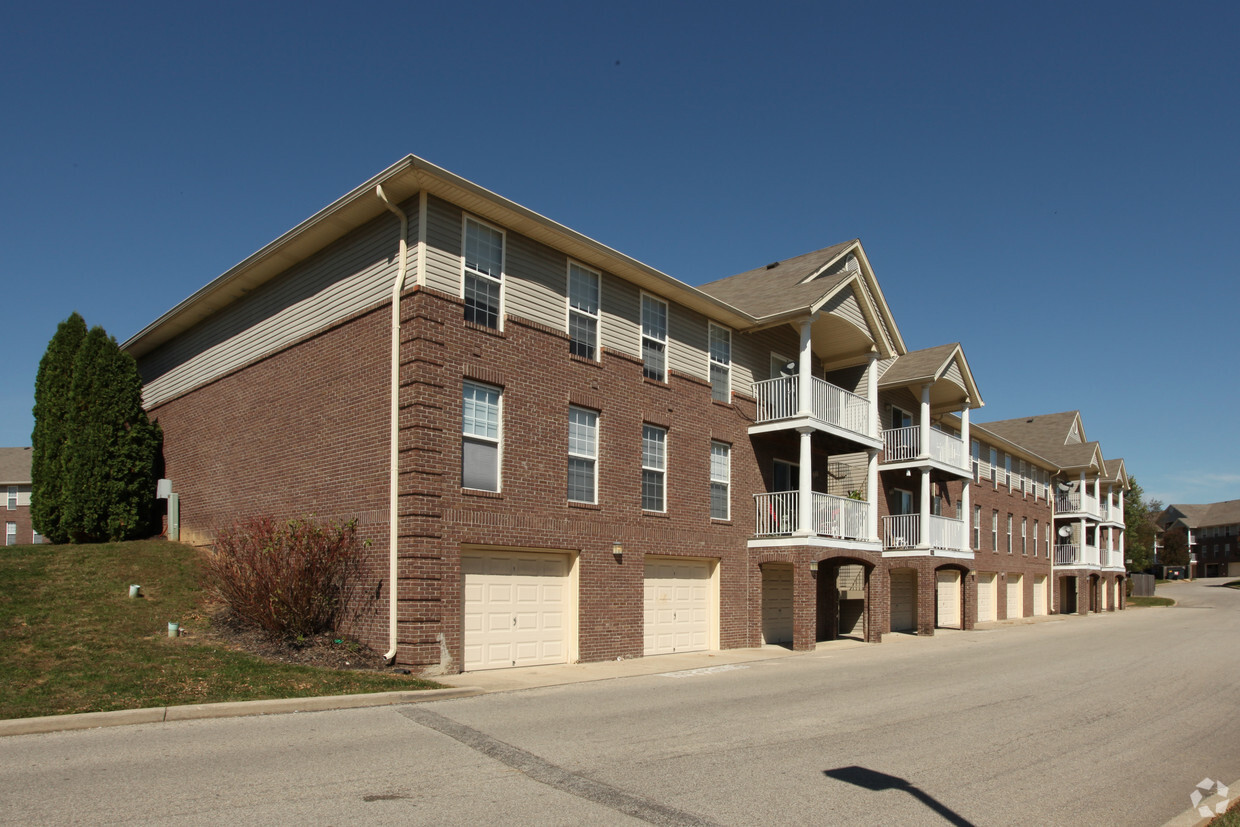 Primary Photo - Brookridge Village Apartments