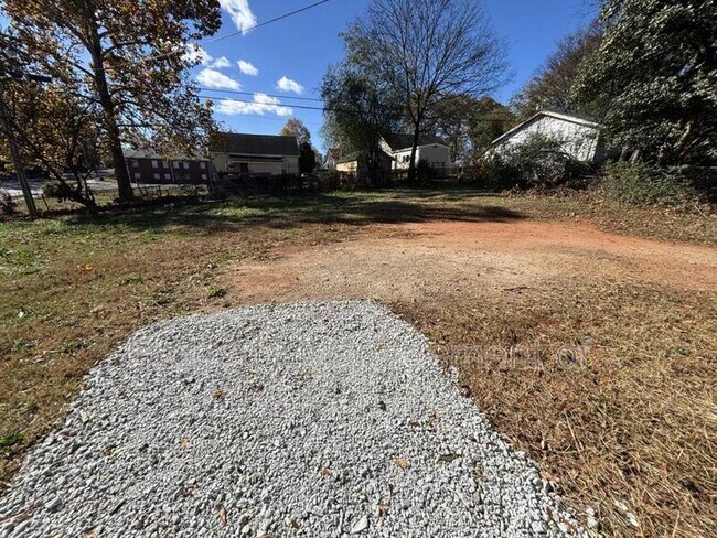 Foto del edificio - 1 W 6th St