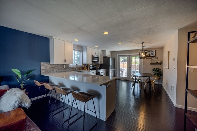 Building Photo - 4609 NE 129th Ave