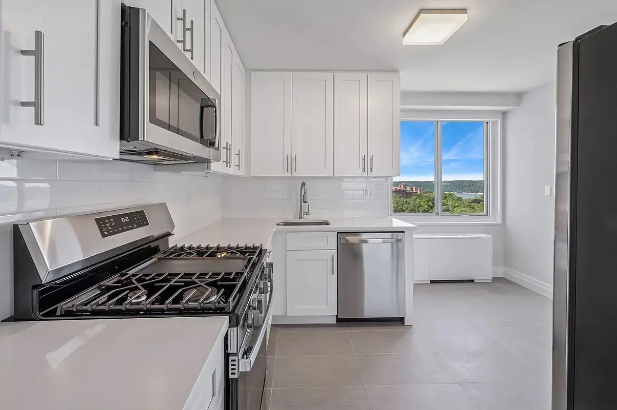 Primary Photo - Beautiful 1Bedroom For Rent