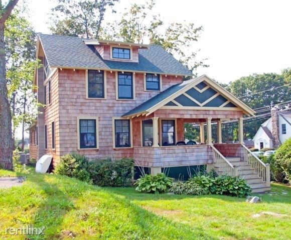 Primary Photo - 6 br, 2 bath House - 3 Beach Rd