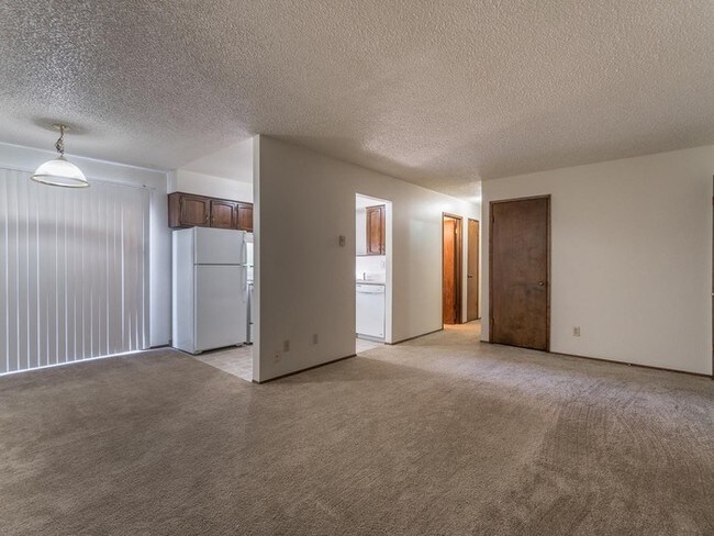 Building Photo - 519 NE 81st Ave