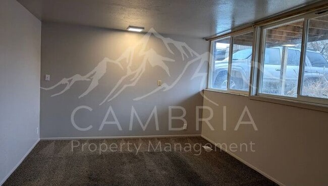 Foto del edificio - Cozy 2 BR 1 BA Condo Available In West Valley