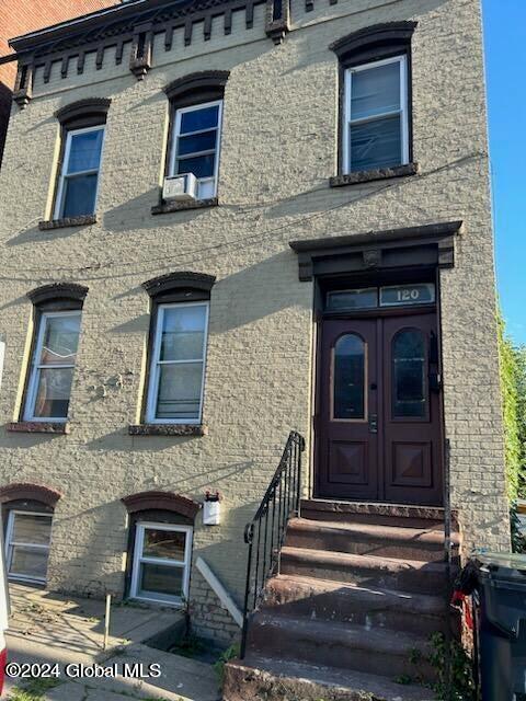 Primary Photo - 120 Jefferson St