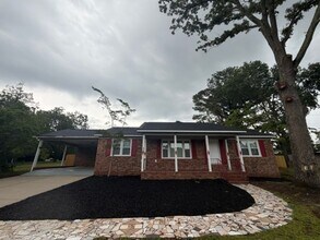 Building Photo - 434 Crystal Dr