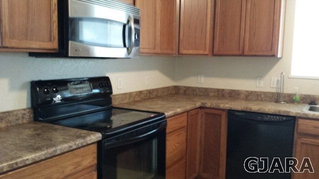 Foto del edificio - 243 Kip Ln