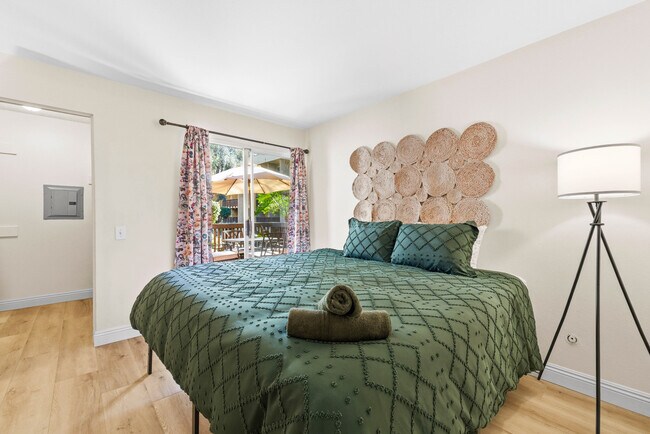 Foto del edificio - 6202 Friars Rd
